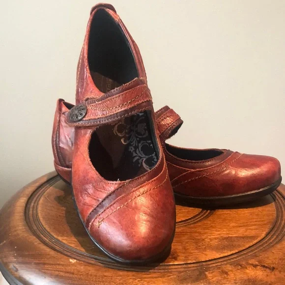 Aetrex Brown Leather Flats Topstitching EUC - Picture 9 of 16